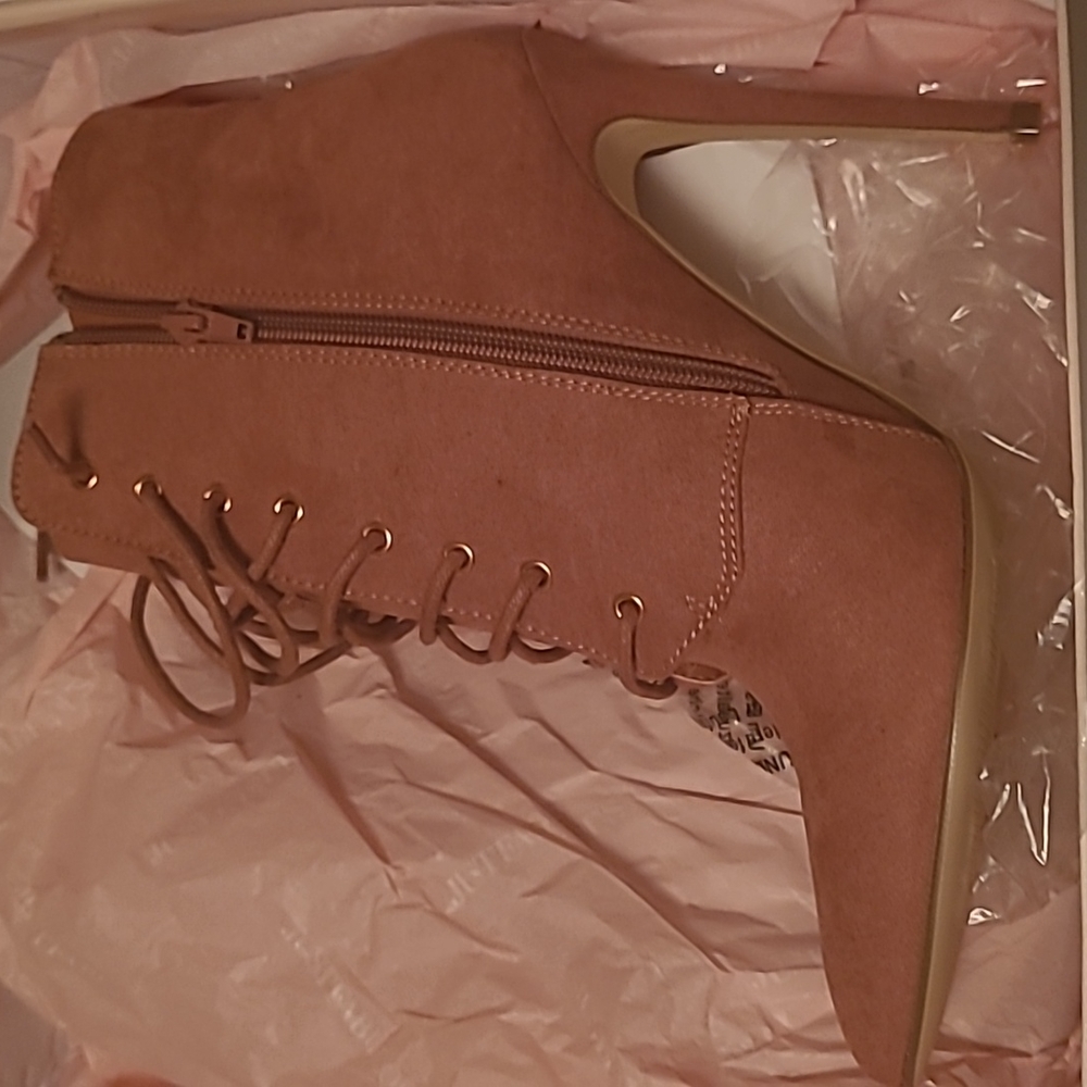 9.5 heels